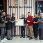 Berantas Korupsi dan Pulihkan Aset Negara, Kajari Banyuasin Terima Anugerah Jaksa Tangguh dari SMSI IMG-20251231-WA0036